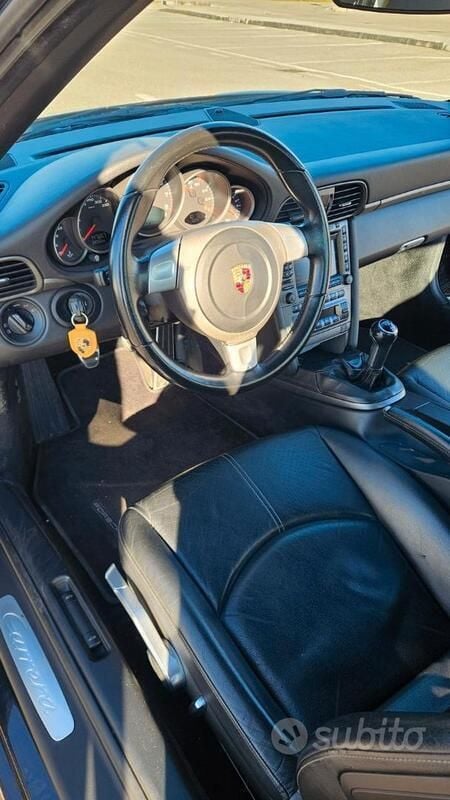 Usata Porsche 911 325 CV (239 kW) 2004 Nero Coupé