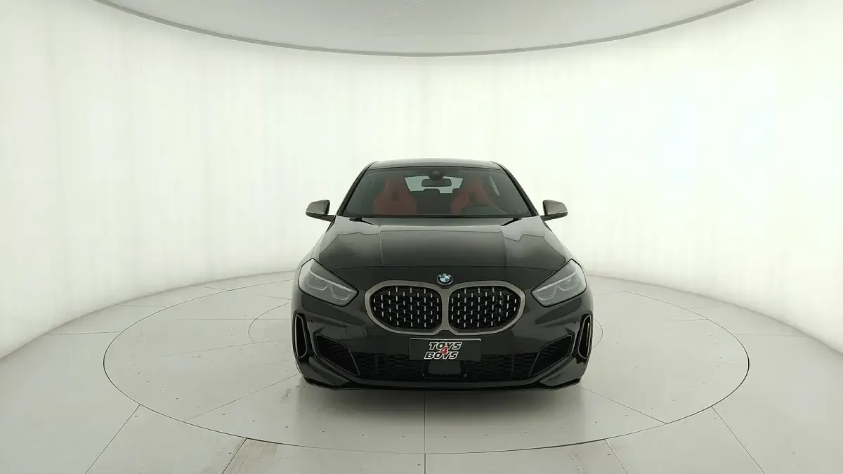 Usata BMW M135 Comfort Edition 306 CV (225 kW) 2022 Nero Utilitaria