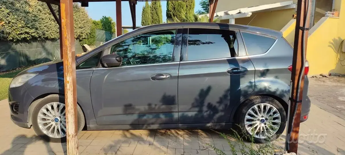 Usata Ford C-MAX Titanium 115 CV (84 kW) 2012 Monovolume