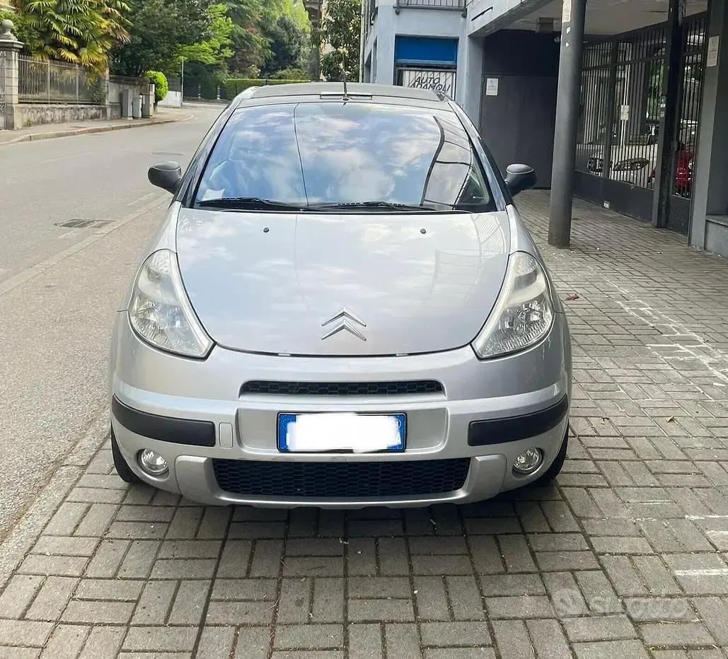 Usata Citroën C3 Pluriel 109 CV (80 kW) 2004 Grigio Cabrio