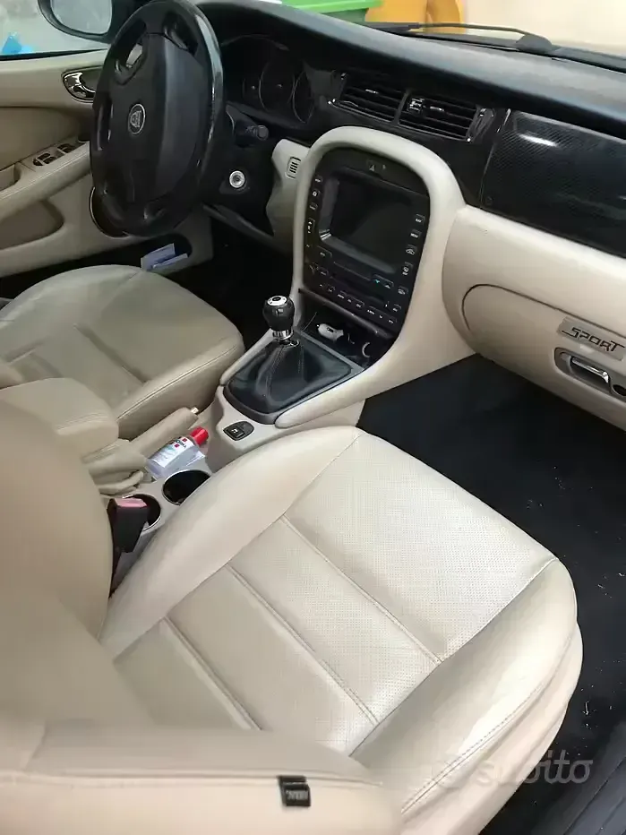 Usata Jaguar X-type 131 CV (96 kW) 2003 Nero Berlina