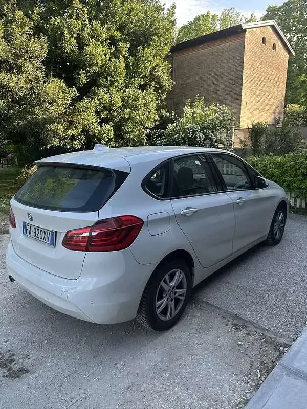 Usata BMW 214 95 CV (69 kW) 2015 Monovolume