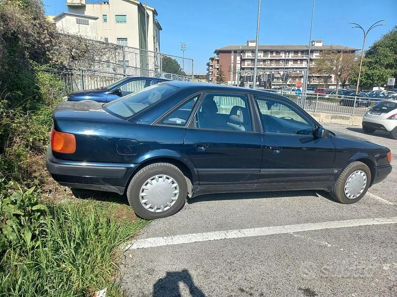 Käytetty Audi 100 1993 Sedan