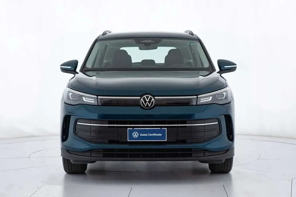 Usata VW Tiguan Life 150 CV (110 kW) 2024 Blu/azzurro SUV