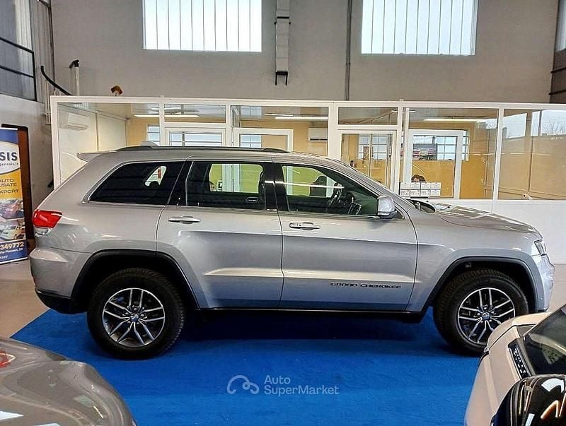 Usata Jeep Grand Cherokee 190 CV (139 kW) 2018 Argento SUV