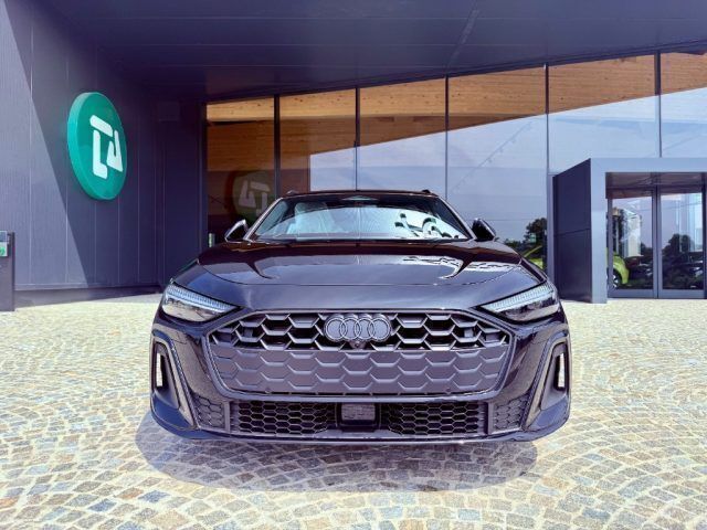 Nuova Audi A5 S-Line 2025 Nero Coupé