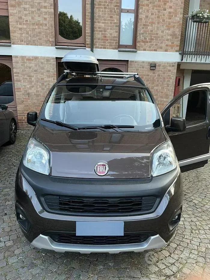 Usata Fiat Qubo Trekking 95 CV (69 kW) 2017 Marrone Monovolume