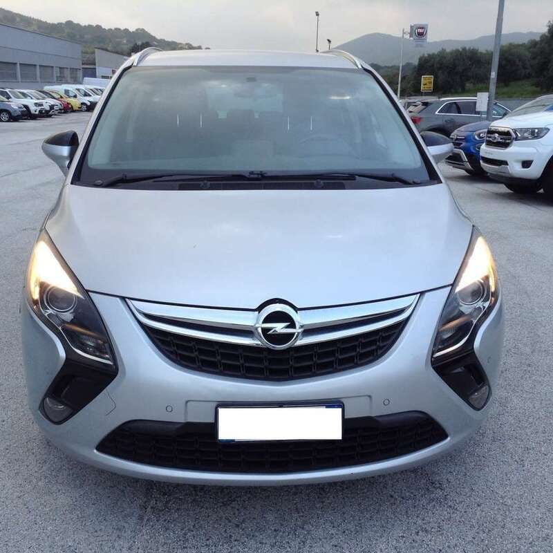 Usata Opel Zafira Tourer Cosmo 150 CV (110 kW) 2012 Argento Monovolume