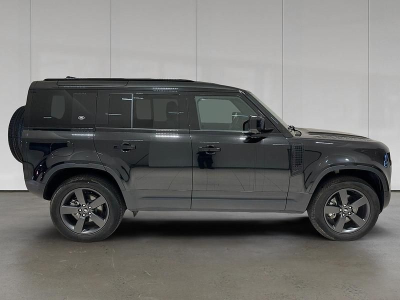 Usata Land Rover Defender SE 200 CV (147 kW) 2022 Nero SUV