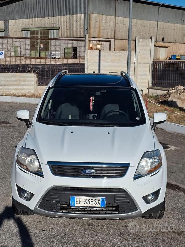 Usata Ford Kuga 163 CV (119 kW) 2011 Bianco SUV