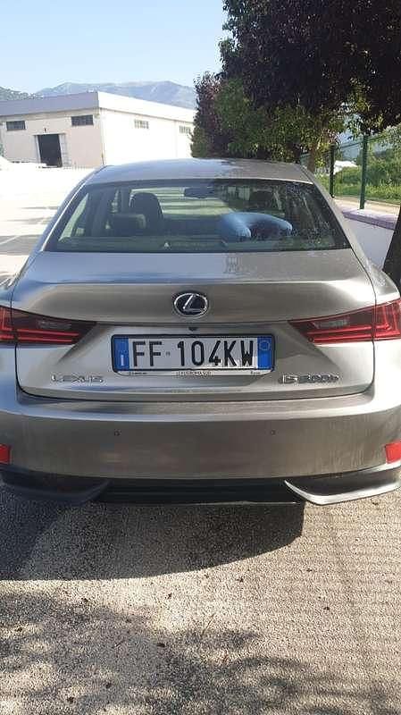 Usata Lexus IS300h Executive Line 181 CV (133 kW) 2016 Grigio Berlina