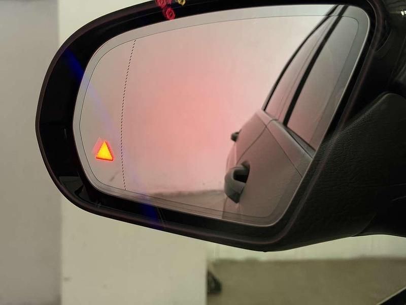 Usata Mercedes E300 Premium Plus 306 CV (225 kW) 2021 Beige Station wagon