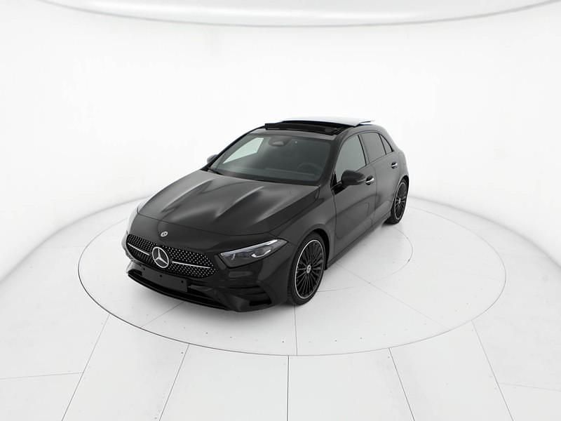 Nuova Mercedes A180 AMG line 116 CV (85 kW) 2026 Nero Berlina