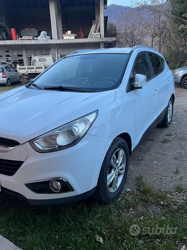 Używany Hyundai ix35 136 KM (100 kW) 2010 Biały SUV
