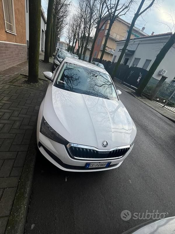 Usata Skoda Scala 75 CV (55 kW) 2019 Bianco Utilitaria