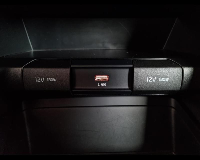 Usata Kia XCeed Style 120 CV (88 kW) 2021 Bianco SUV