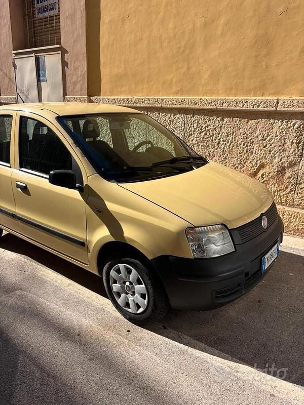 Usata Fiat Panda Active 54 CV (39 kW) 2009 Giallo Utilitaria