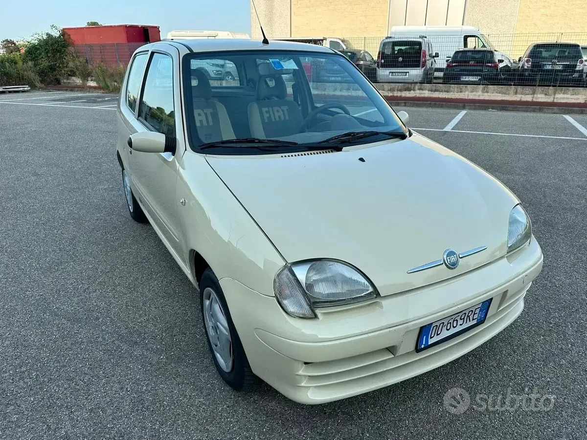 Usata Fiat 600 Anniversary 54 CV (39 kW) 2006 Beige Utilitaria