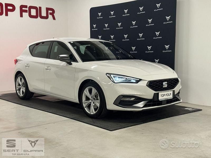 Usata Seat Leon FR 110 CV (80 kW) 2020 Bianco Berlina