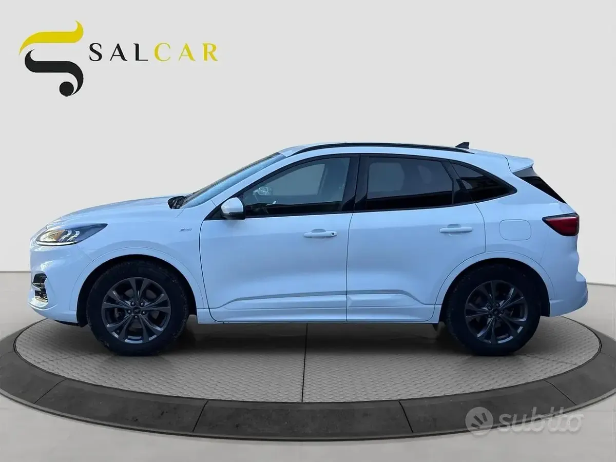 Usata Ford Kuga ST-Line 120 CV (88 kW) 2021 Bianco SUV