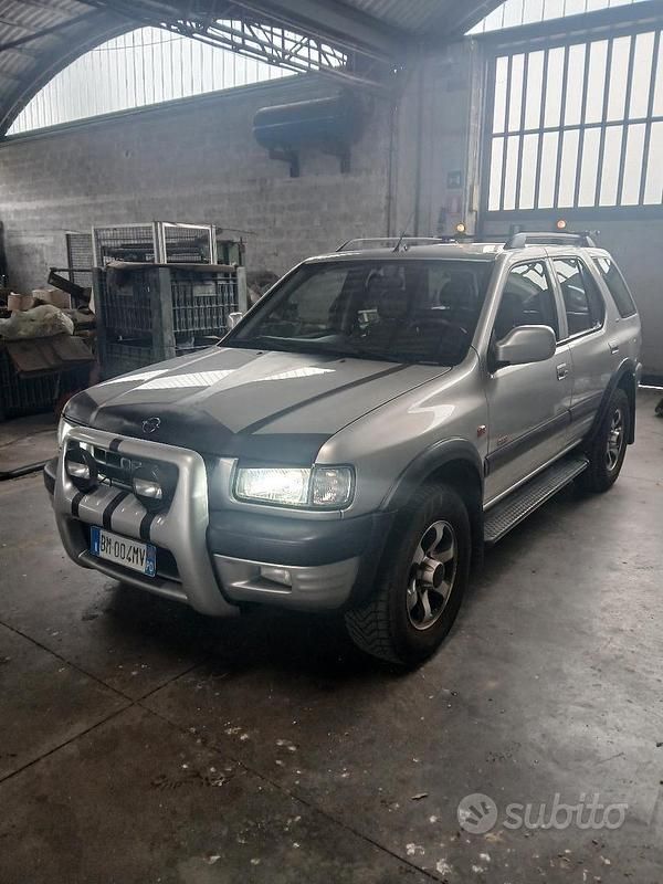 Usata Opel Frontera 115 CV (84 kW) 2000 Grigio SUV