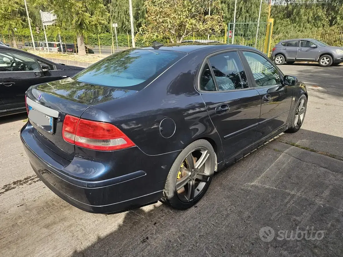 Usata Saab 9-3 Linear 150 CV (110 kW) 2010 Nero Station wagon