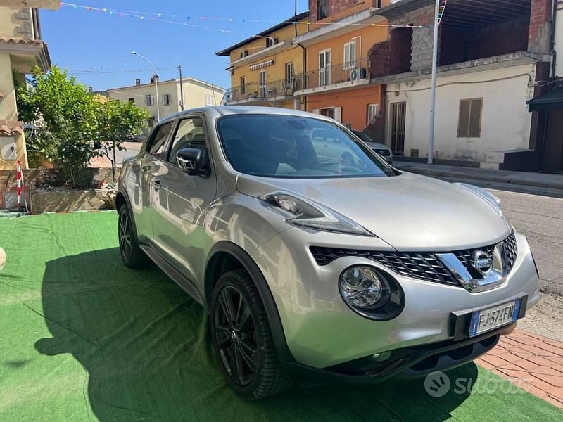 Usata Nissan Juke Premium Edition 110 CV (80 kW) 2017 Grigio SUV