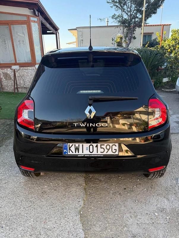 Usata Renault Twingo 90 CV (66 kW) 2022 Nero Utilitaria