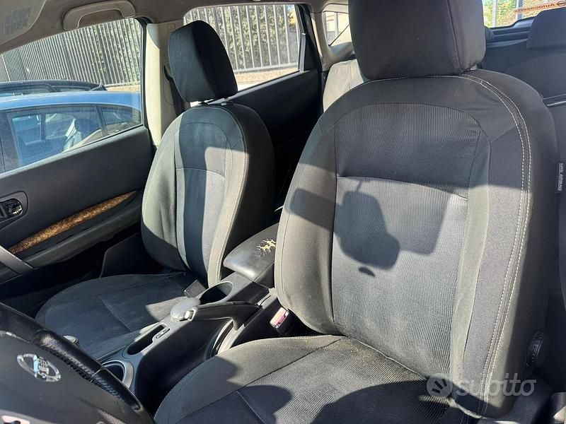 Usata Nissan Qashqai Tekna 110 CV (80 kW) 2012 Nero SUV