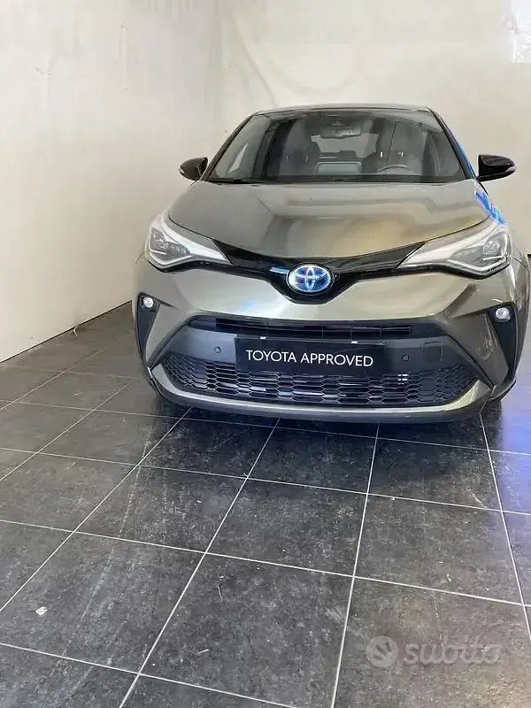 Usata Toyota C-HR Trend 184 CV (135 kW) 2021 Verde SUV
