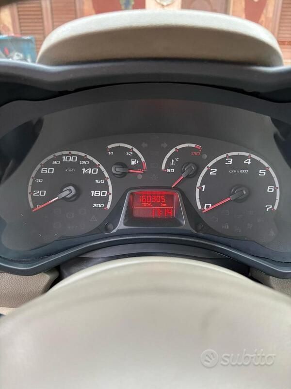 Blu Usata 2009 Ford Ka Due volumi | 4000 € (Buon prezzo) - Immagine 1/4