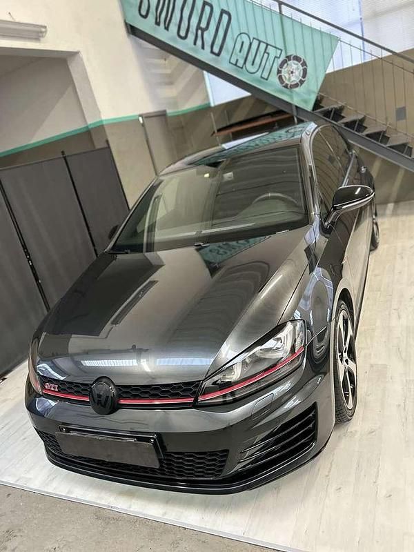 Usata VW Golf VII GTI 230 CV (169 kW) 2016 Grigio Berlina
