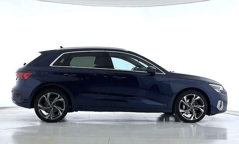 Blu Usata 2021 Audi A3 Sportback Advanced Due volumi | 25.800 € (Buon prezzo) - Immagine 1/4
