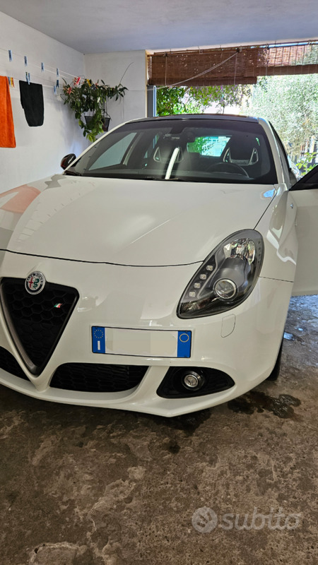 Usato 2015 Alfa Romeo Giulietta 2.0 Diesel 150 CV (18.000 €)