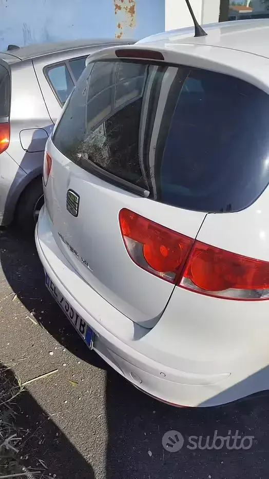 Usata Seat Altea 105 CV (77 kW) 2012 Bianco Monovolume
