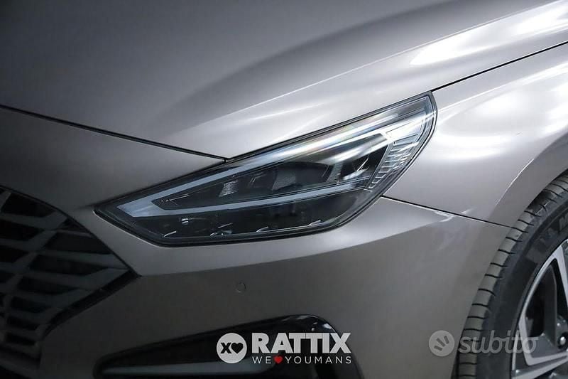Usata Hyundai i30 Prime 120 CV (88 kW) 2023 Marrone Berlina