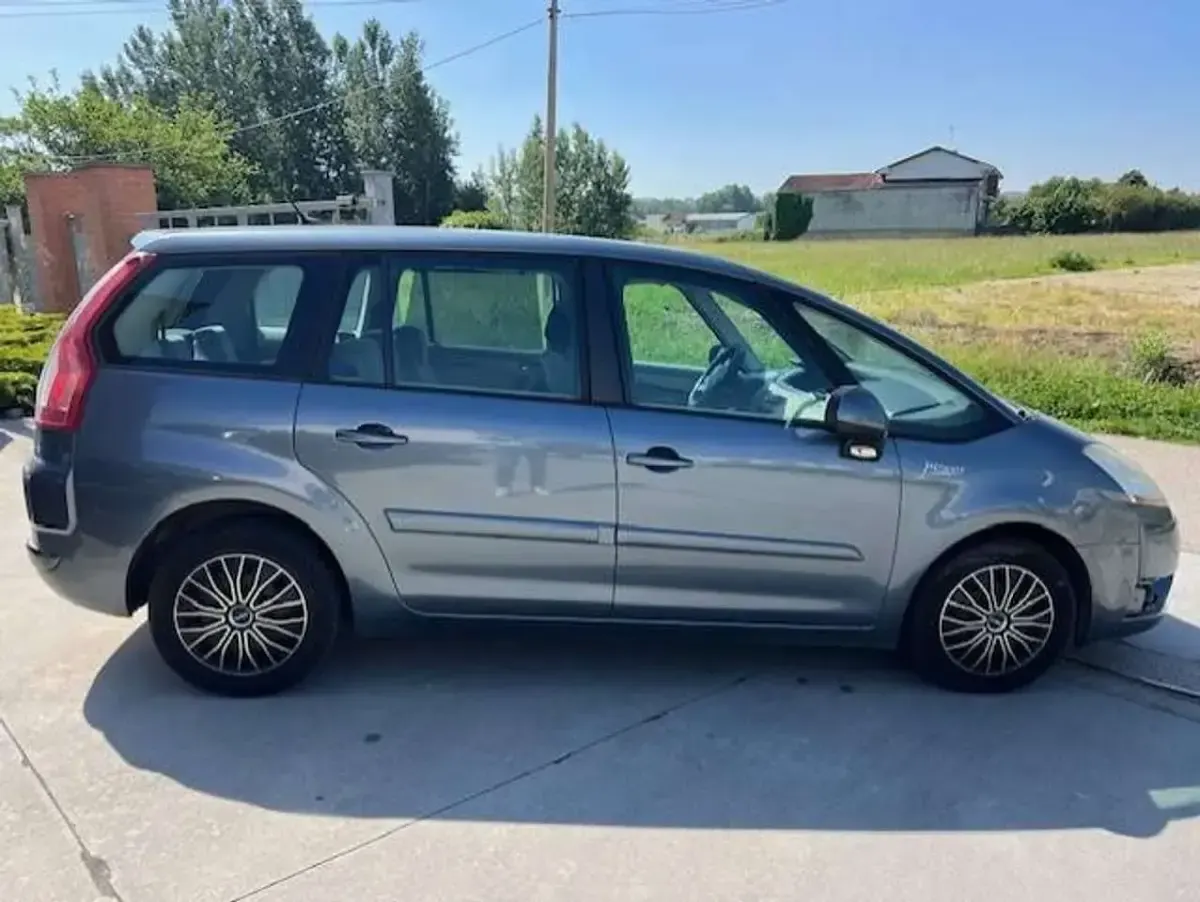 Usata Citroën Grand C4 Picasso 109 CV (80 kW) 2008 Grigio Monovolume