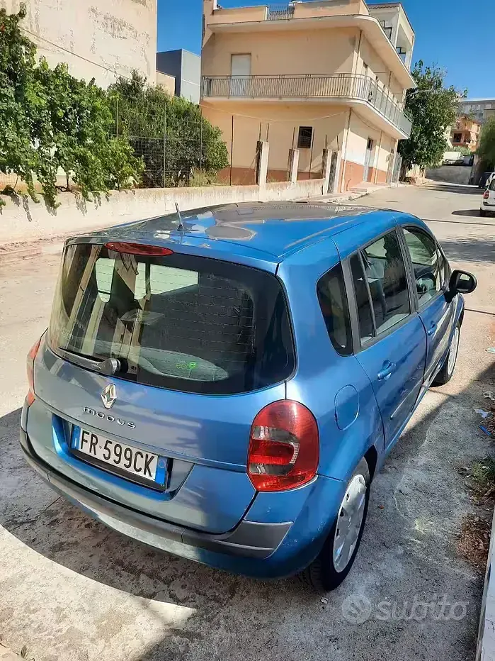 Usata Renault Modus 85 CV (62 kW) 2010 Bluazzurro Monovolume