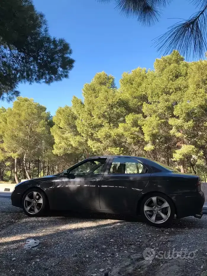 Usata Alfa Romeo 156 116 CV (85 kW) 2005 Nero Berlina