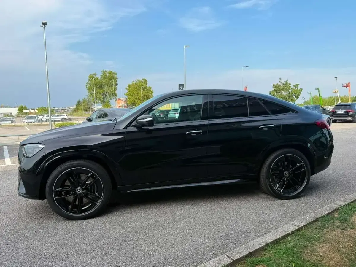 Nuova Mercedes GLE450 367 CV (269 kW) 2026 Nero ossidiana SUV