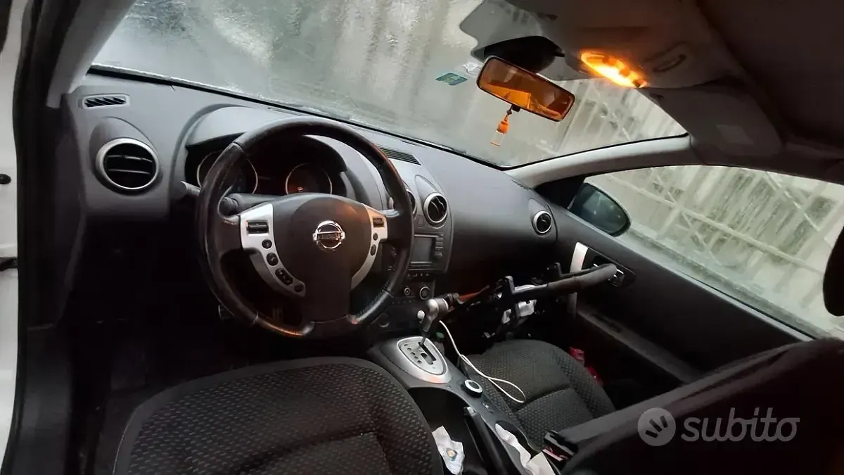 Usata Nissan Qashqai 141 CV (103 kW) 2009 Bianco SUV