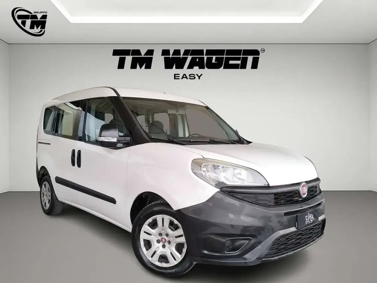 Usata Fiat Doblò 90 CV (66 kW) 2016 Bianco Monovolume