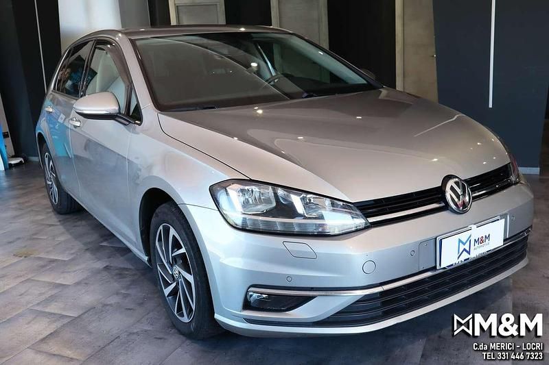 Usata VW Golf VII Highline 116 CV (85 kW) 2017 Grigio Berlina