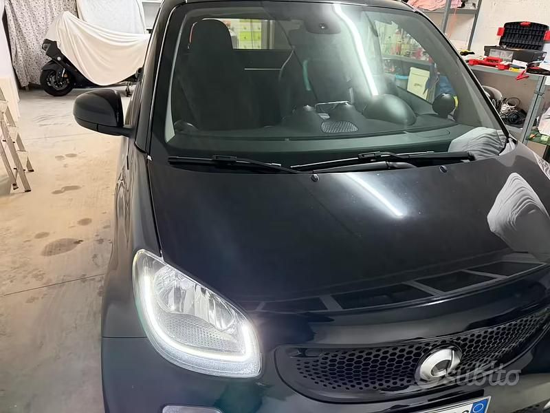 Usata Smart ForTwo Cabrio 2017 Nero Cabrio