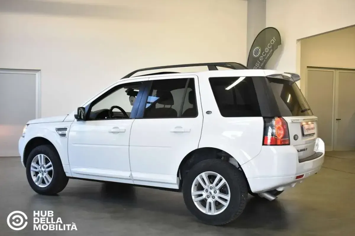 Usata Land Rover Freelander 2 SE 190 CV (139 kW) 2013 Bianco SUV
