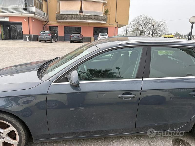 Usata Audi A4 131 CV (96 kW) 2009 Grigio Station wagon
