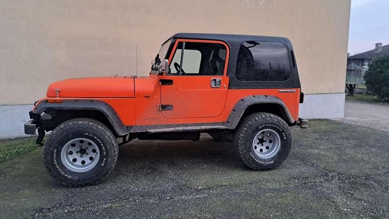 Usata Jeep Wrangler 105 CV (77 kW) 1992 SUV