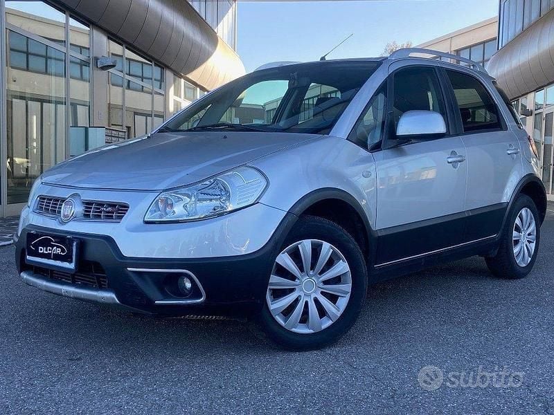 Usata Fiat Sedici Dynamic 135 CV (99 kW) 2009 SUV