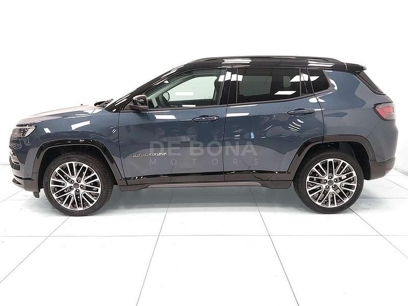 Nuova Jeep Compass Summit 131 CV (96 kW) 2025 Blue shade con tetto nero SUV