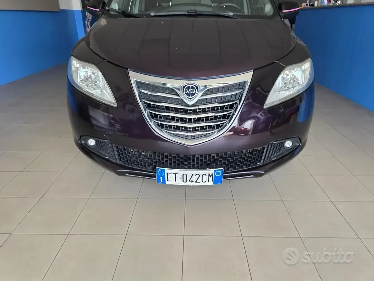 Usata Lancia Ypsilon Gold 85 CV (62 kW) 2013 Utilitaria